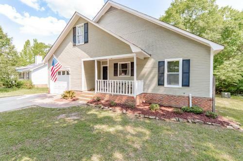 Dutch Creek Cottage- 10 Mins To Lake Murray!