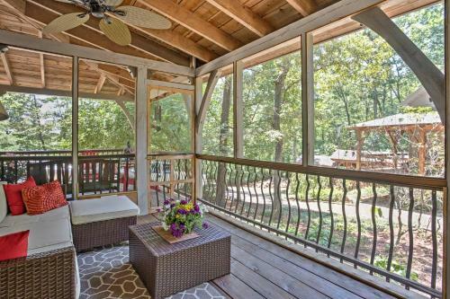 Table Rock Retreat - Spacious Private Pool Home In The Mountains Home