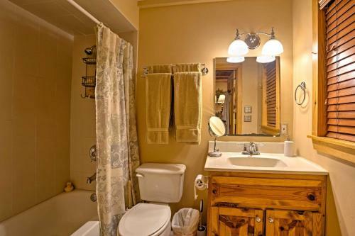 Table Rock Retreat - Spacious Private Pool Home In The Mountains Home