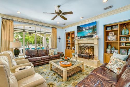 The Above Atx Resort On Lake Austin