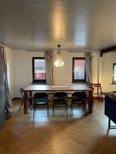 Apartamento Beautiful Big House With Garden