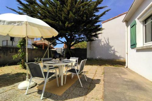 Maison de Vacances Dans Lauthentique Quartier de La Chaume - 45 Pers