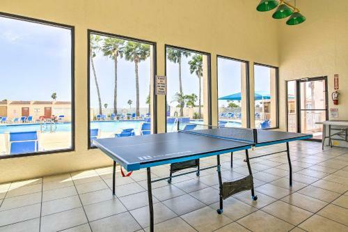 Cozy Port Isabel Home With Golfing On-site!