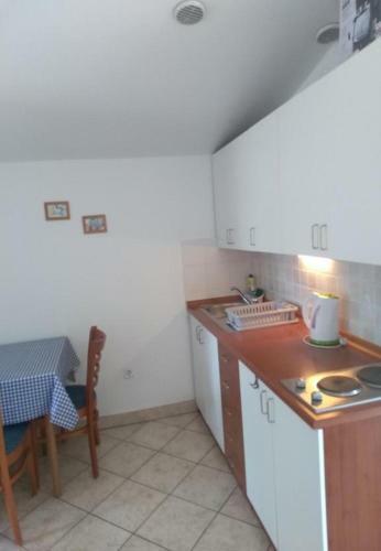 Apartments Dobri - 500m From Beach