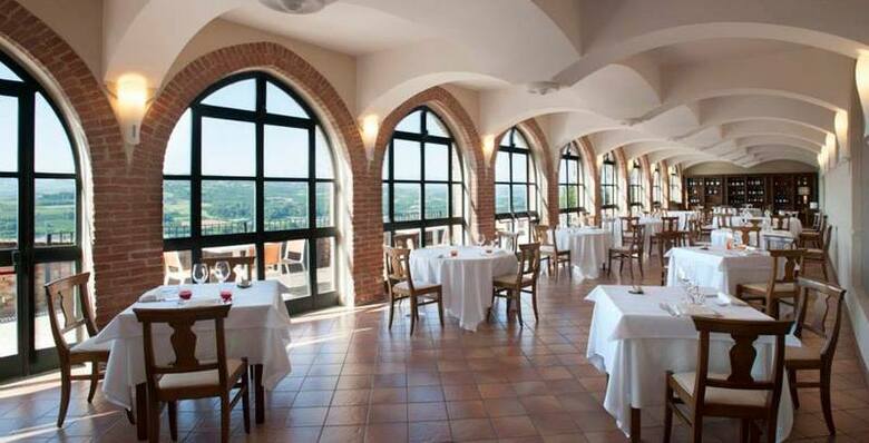 Hotel Castello Di Santa Vittoria