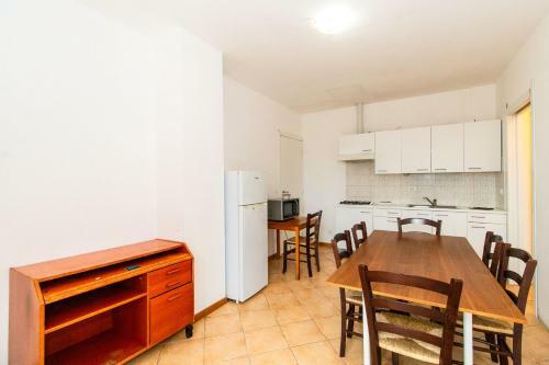 Chiavari Cozy Apartments In Villa With Shared Garden & Parking