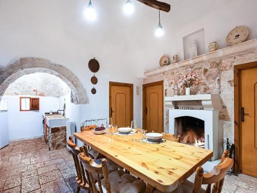 Heritage Holiday Home In Palmisano With Barbeque
