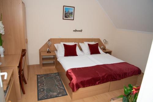 Hostal Term�l Panzi�