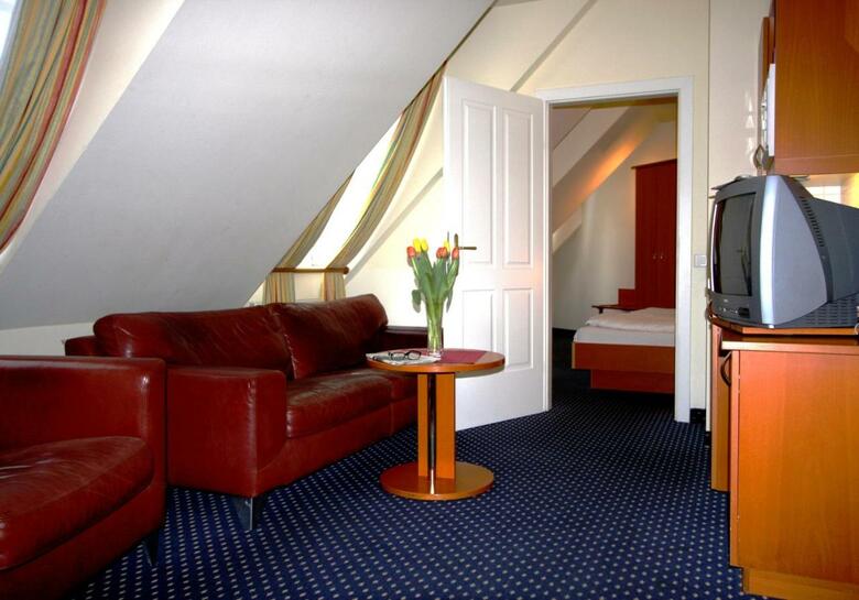 Suite Hotel 900 M Zur Oper