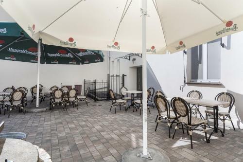 Bed & Breakfast Kawerna Obornicka Pod Or?em Noclegi