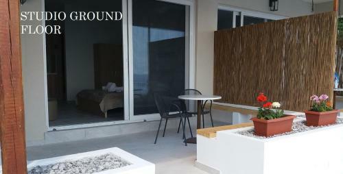 Oceanis Rooms Apartments
