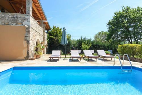 Beautiful Villa Karnevali With Private Pool