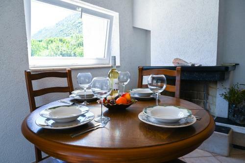 Villa Troya Apartments & Studios