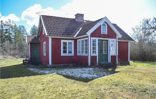 Amazing Home In Stubbem�la With 2 Bedrooms