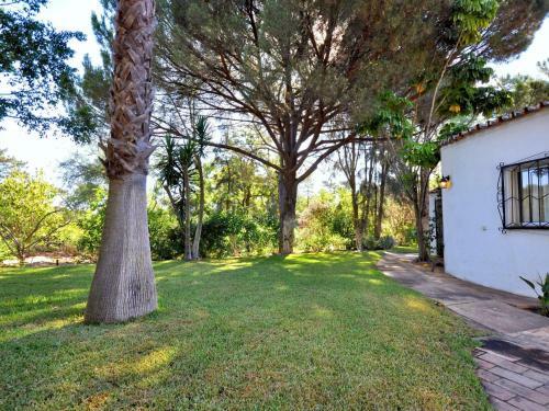 Comfortable And Spacious, 4 Bedroom Traditional Villa