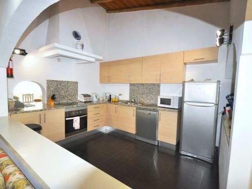 Comfortable And Spacious, 4 Bedroom Traditional Villa