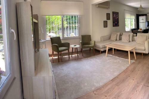 Portakal Bah�esi ?�erisinde M�stakil Villa
