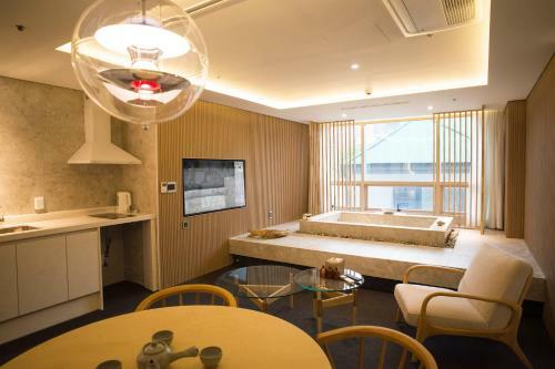 Hotel Uh Suite The Myeongdong