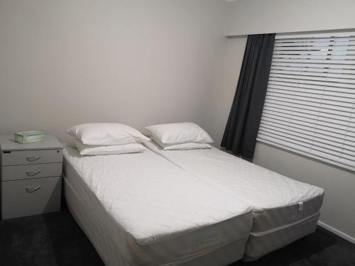 Cheerful 4 Bedroom Holiday Home (Sleeps 7)