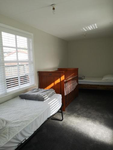 Cheerful 4 Bedroom Holiday Home (Sleeps 7)