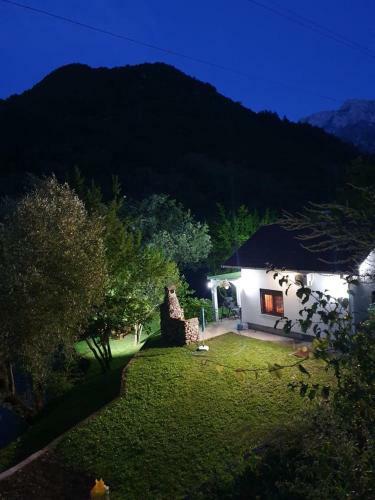 Villa On The Lake