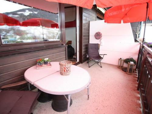 Cozy Apartment Near Ski Area In Maria Alm