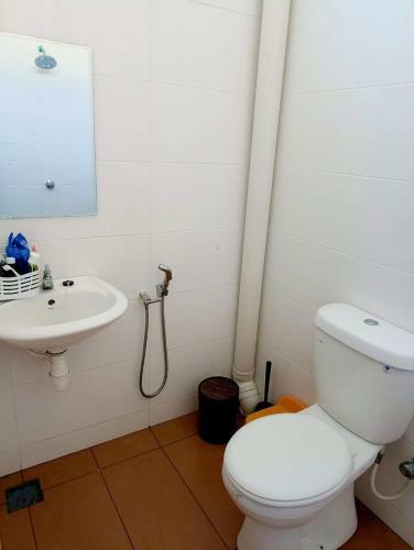 Maryam Homestay Chendering