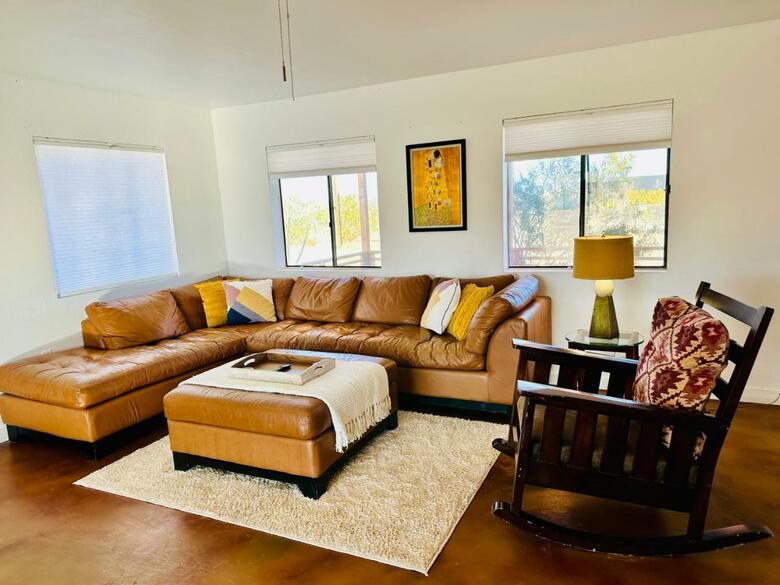 Ravens Nest Ranch, Fire Pit , Views, Near Jt Park!