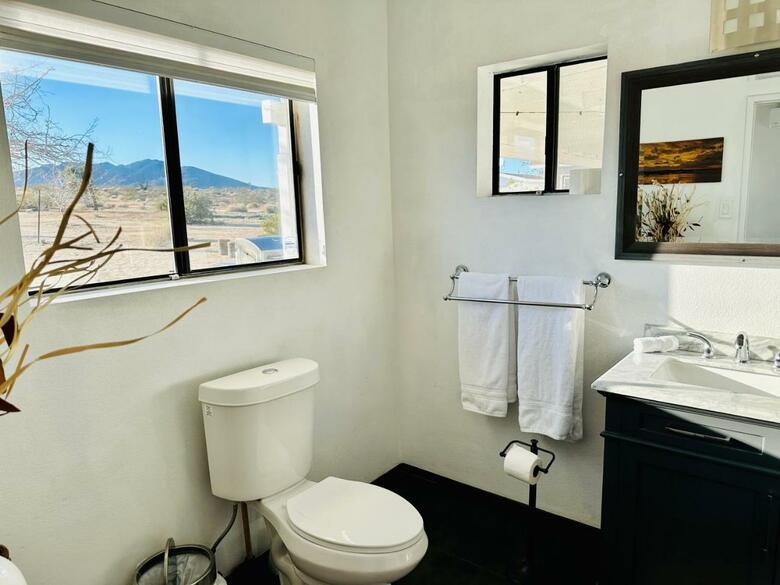 Ravens Nest Ranch, Fire Pit , Views, Near Jt Park!