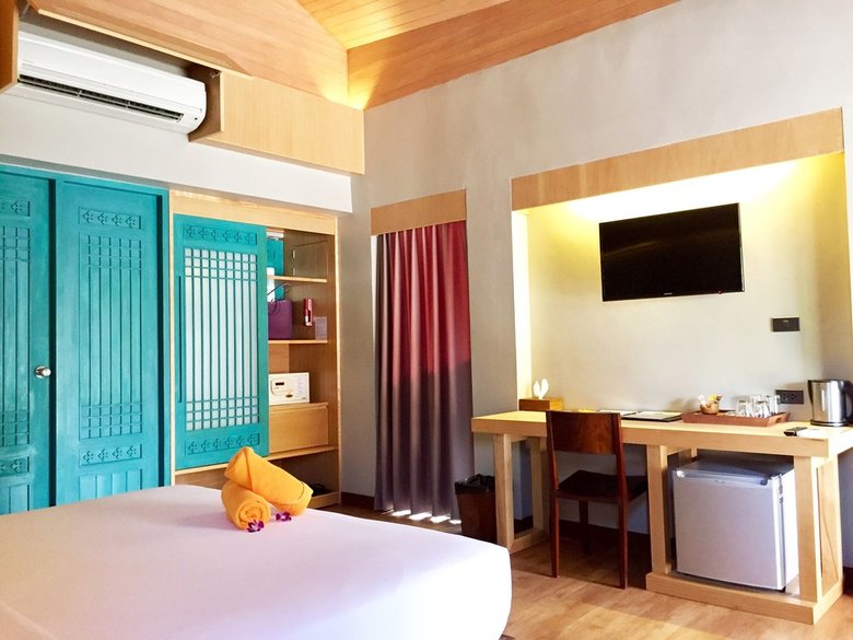 Hotel Weekender Resort & Spa