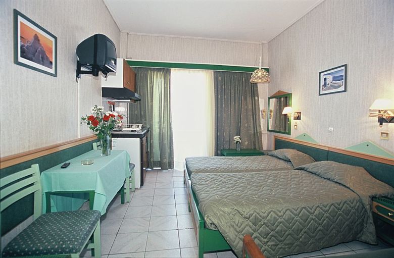 Oscar Hotel & Apartments