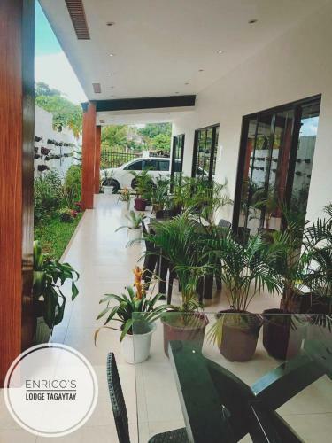 Enrico's Lodge Tagaytay