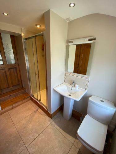 18th Century Farmhouse, Secluded Location