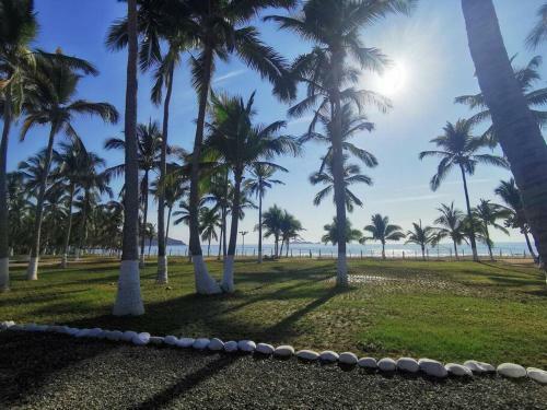 Beach Paradise Bungalow Playa Blanca