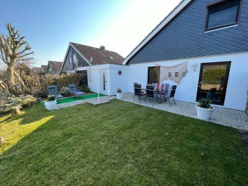 Strandnest B�sum Ferienhaus