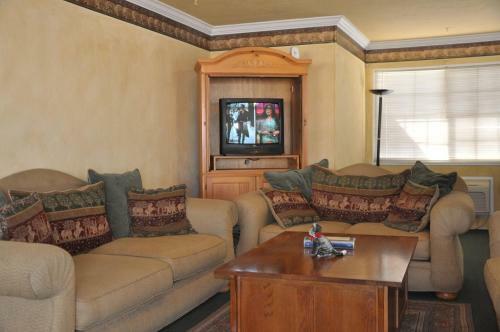 Motel Travelers Inn Manteca