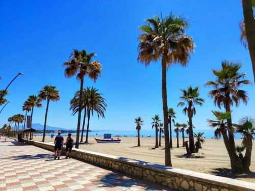 Beautiful Apartment In Alcazaba Lagoon