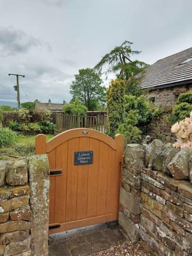 Newly Renovated Farmstyle Cottage
