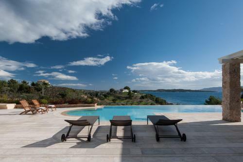Phaedrus Living: Seaview Luxury Villa Geranium