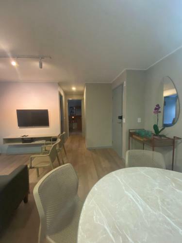 Apartamento 2 Quartos. Beira Mar Paju�ara. Luxo