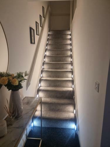 Stylish And Modern 4 Bed New Build