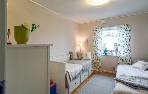 Awesome Home In S�lvesborg W/ Sauna, Wifi And 3 Bedrooms