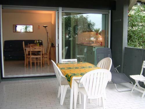 Apartamento 3 Pi�ces Rez-de-jardin Face � La Mer