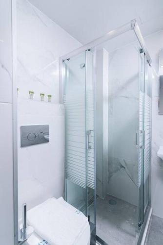 Alcyone Studios And Apartments No 42