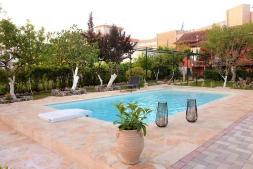 Villa The Red House In Dassia