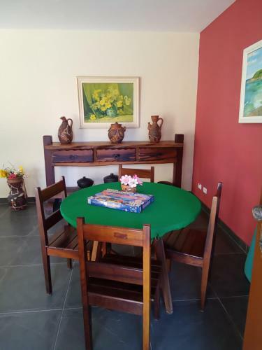 Apartamento 2 Dormit�rios Ubatuba Frente P Mar