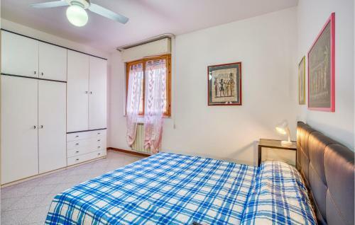 Beautiful Apartment In Grosseto With 2 Bedrooms