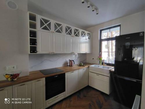 Villa Dom Z Basenem Pod Warszaw?