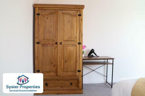 Watkin Heights- 5 Bed Lovely Home/ Groups/work /families