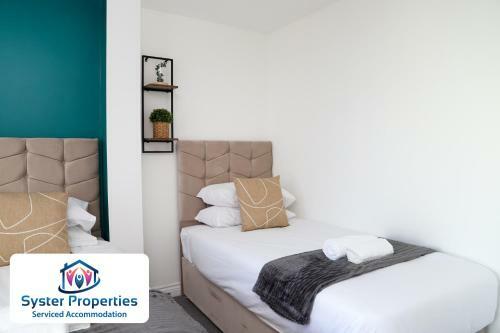 Watkin Heights- 5 Bed Lovely Home/ Groups/work /families